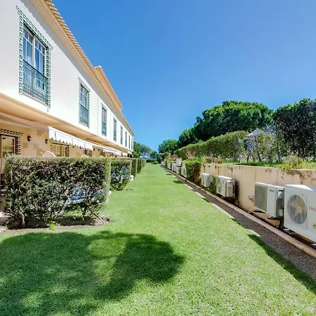 Collection Side - Oura 200 Meters Feriehus Albufeira