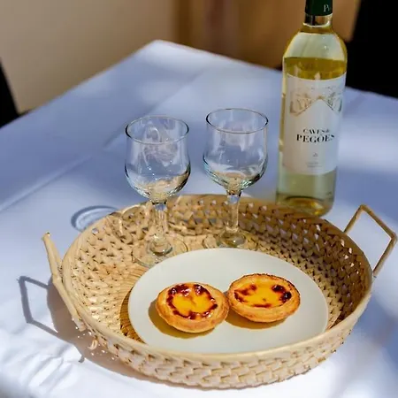 Collection Side - Oura 200 Meters Hébergement de vacances