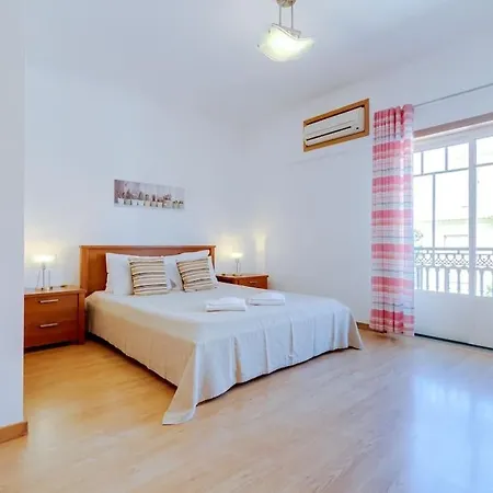 Collection Side - Oura 200 Meters * Albufeira