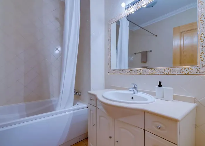 Collection Side - Oura 200 Meters 別荘 *